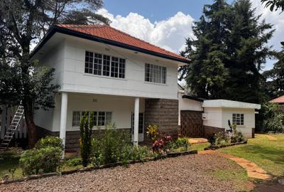 3 Bed House with En Suite at Lavington