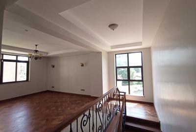 4 Bed Apartment with En Suite in Riverside - 4