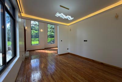 6 Bed Villa with En Suite in Karen - 3