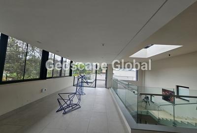 5 Bed Townhouse with En Suite in Brookside - 4