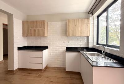 3 Bed Apartment with En Suite in Kileleshwa - 4