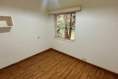 4 Bed House with En Suite in Kitisuru - 4