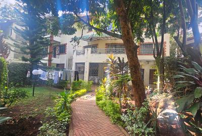 4 Bed Villa with En Suite at Diani Close - 2