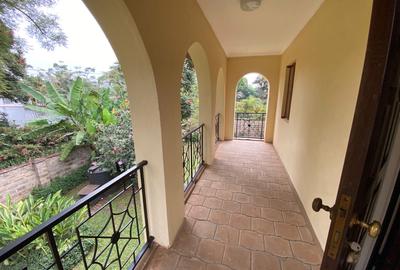 5 Bed House with Staff Quarters in Nyari - 2