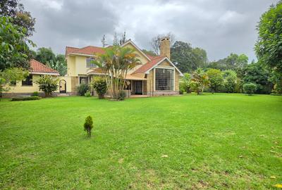 5 Bed Townhouse with En Suite at Karen Miotoni - 4