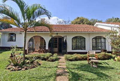 4 Bed House with En Suite in Loresho