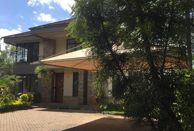 4 Bed Townhouse in Ridgeways