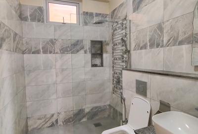 3 Bed Apartment with En Suite at Parklands - 4