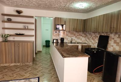 Serviced 1 Bed Apartment with En Suite in Kilimani - 2
