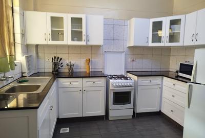 Furnished 1 Bed Apartment with En Suite in Westlands Area - 2