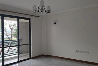2 Bed Apartment with En Suite at School Lane - 2