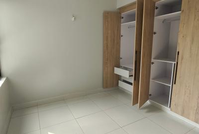 2 Bed Apartment with En Suite at Parklands - 4