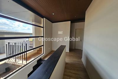 4 Bed House with En Suite in Runda - 3