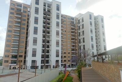 2 Bed Apartment with En Suite in Garden Estate - 2