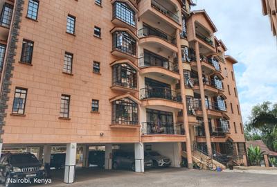 3 Bed Apartment with En Suite in Westlands Area - 4