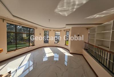 5 Bed House with En Suite in Rosslyn