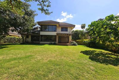 4 Bed Townhouse with En Suite in Ridgeways