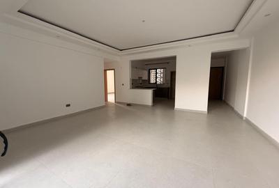 2 Bed Apartment with Gym in Brookside