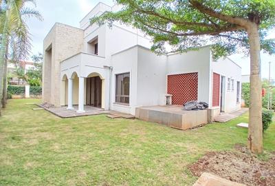 4 Bed Townhouse with En Suite at Lavington Green - 4