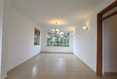 3 Bed Apartment with En Suite in Lavington - 4