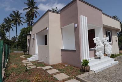 3 Bed Villa with Swimming Pool at Tezo - 4
