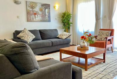 Furnished 3 Bed Apartment with En Suite in Riverside