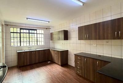 3 Bed Apartment with En Suite in Lavington - 3