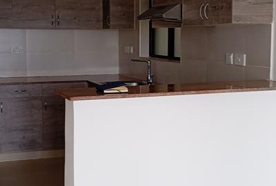 2 Bed Apartment with En Suite at Lantana Road - 3