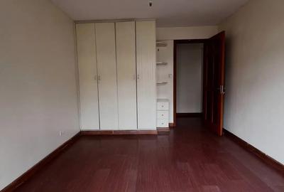 3 Bed Apartment in Kileleshwa - 3