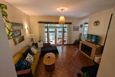 5 Bed Villa with En Suite in Kitisuru