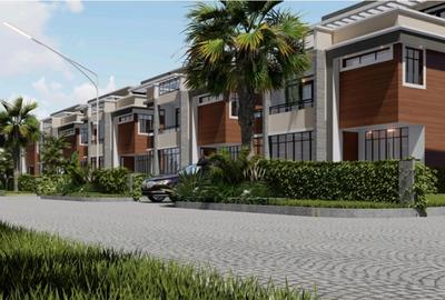 4 Bed Townhouse with En Suite at Olkeri - 2