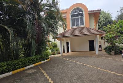 4 Bed House with En Suite in Thigiri