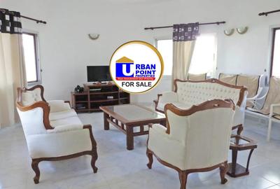 4 Bed Villa with En Suite in Watamu - 2