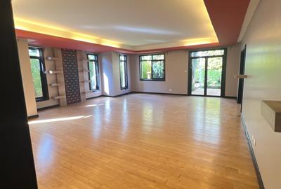 4 Bed Apartment with En Suite at Lavington - 4