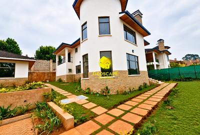 5 Bed House with En Suite in Nyari - 2
