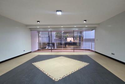 3 Bed Apartment with En Suite in Riverside - 3