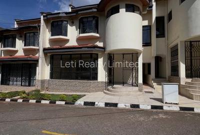 4 Bed Townhouse with En Suite in Lavington