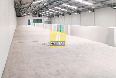 Warehouse with Parking in Industrial Area - 4