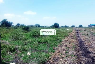Land in Isinya