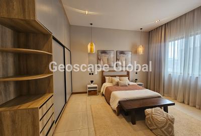 4 Bed Apartment with En Suite in Loresho - 4