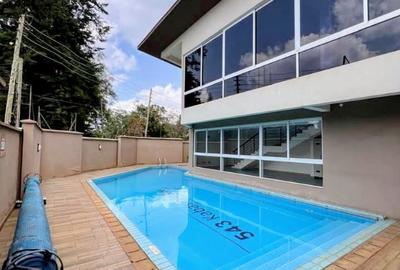 4 Bed Townhouse with En Suite in Lavington