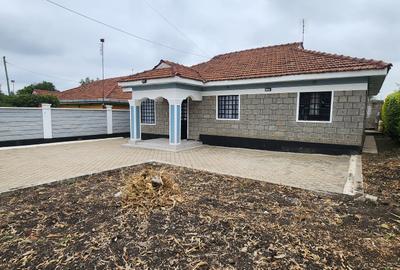3 Bed House with En Suite at Rimpa - 4