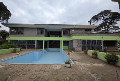 5 Bed House with En Suite in Muthaiga