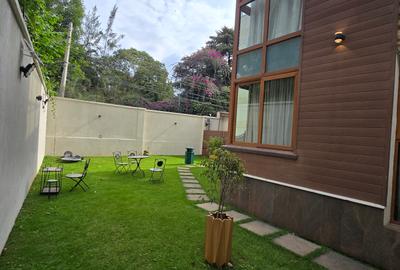 6 Bed Townhouse with En Suite at Lavington Green - 3