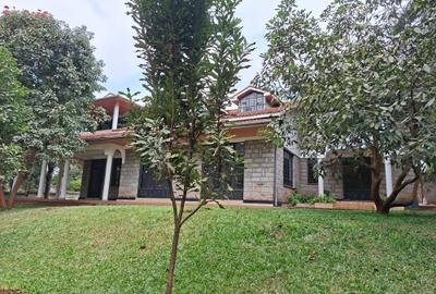 5 Bed Townhouse with En Suite at - 3