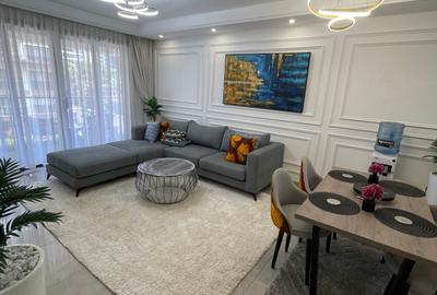 Serviced 2 Bed Apartment with En Suite in Riverside - 3