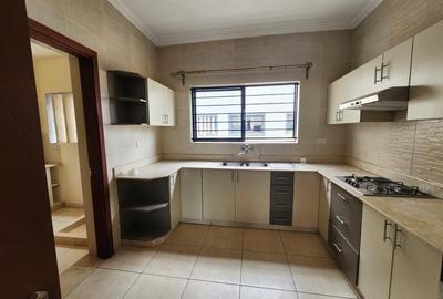 3 Bed Apartment with En Suite at Rhapta Road - 2