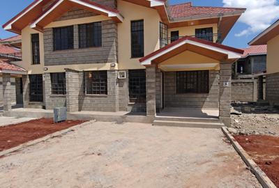 4 Bed Townhouse with En Suite in Syokimau - 2