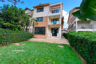 5 Bed Townhouse with En Suite at Muthaiga North