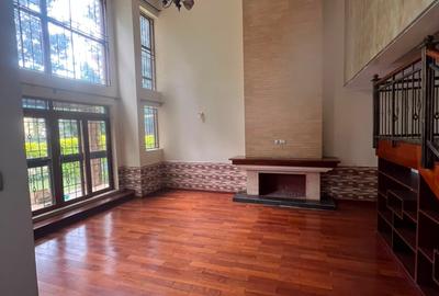 5 Bed Townhouse with Staff Quarters in Lavington